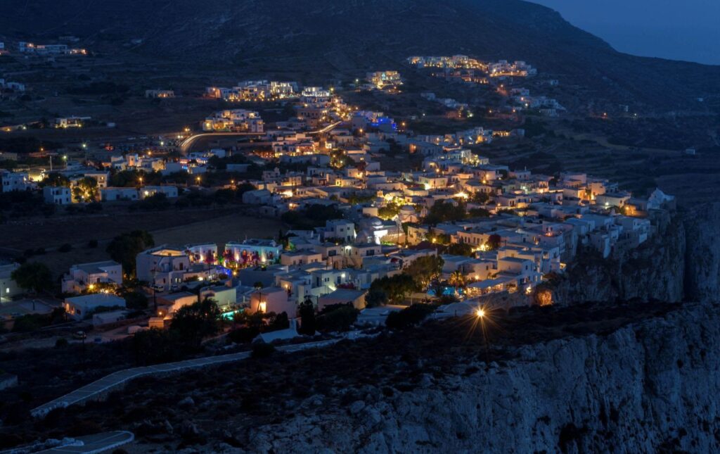 Νυχτερινή Διασκέδαση Φολέγανδρος