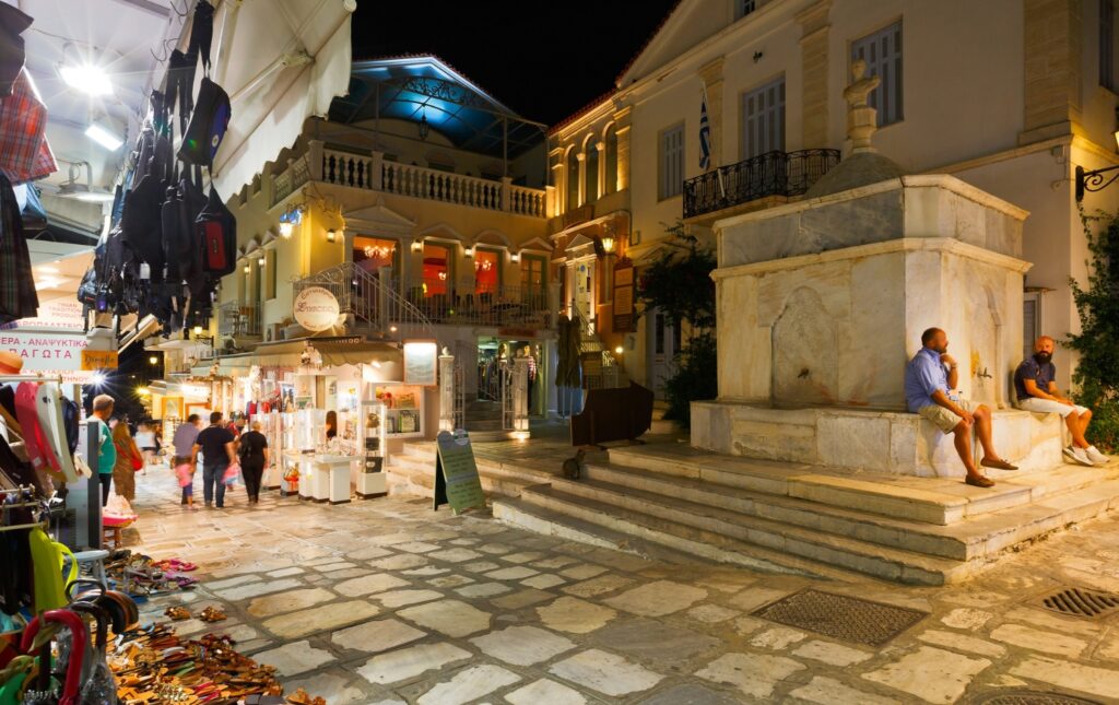 Νυχτερινή Ζωή Τήνος