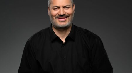 manolis kontaros